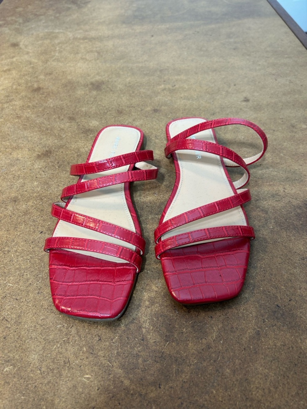 MARC FISHER Red Strappy Square-Toe Women's Sandals 6M